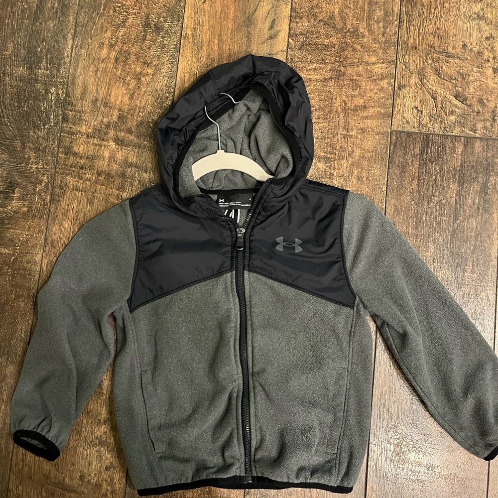 Under Armour Kids' Black and Gray Hoodie - Size 4